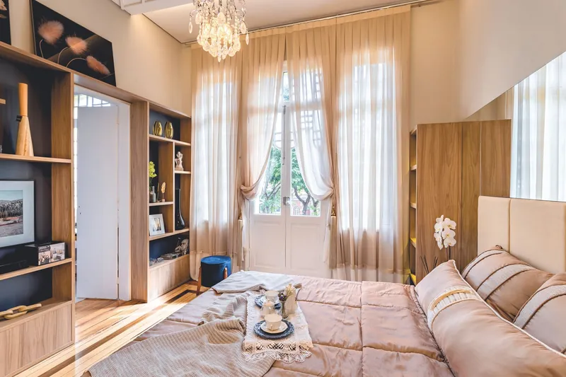 Illustrative stock image for an example listing: Primary bedroom of 3-Bedroom Penthouse in Fenerbahçe
