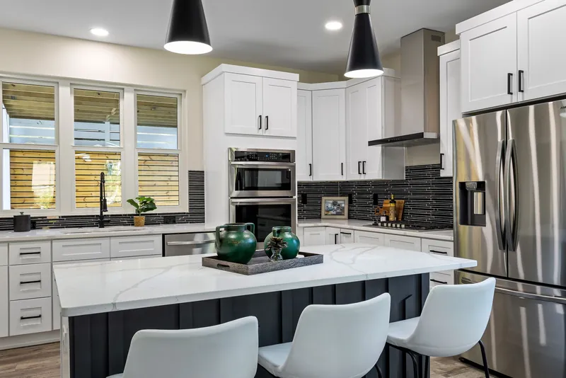Illustrative stock image for an example listing: Kitchen and dining area of 3-Bedroom Penthouse in Fenerbahçe
