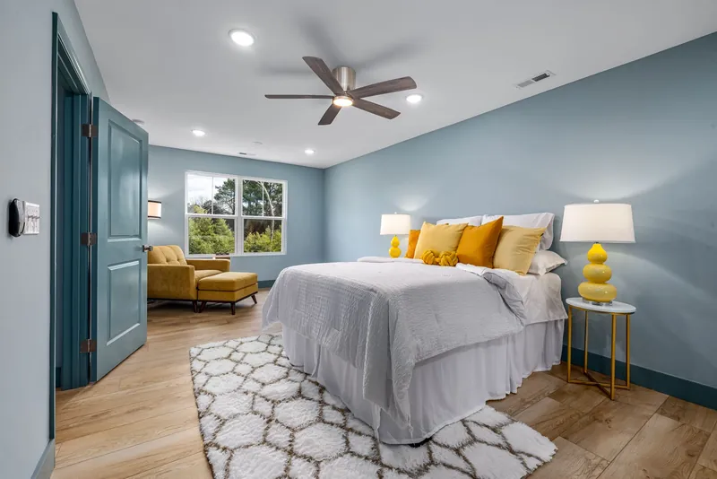 Illustrative stock image for an example listing: Primary bedroom of 2-Bedroom Apartment in Nişantaşı