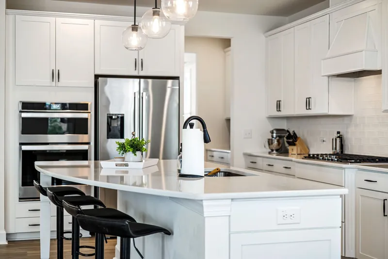 Illustrative stock image for an example listing: Kitchen and dining area of 3-Bedroom Duplex in Çengelköy