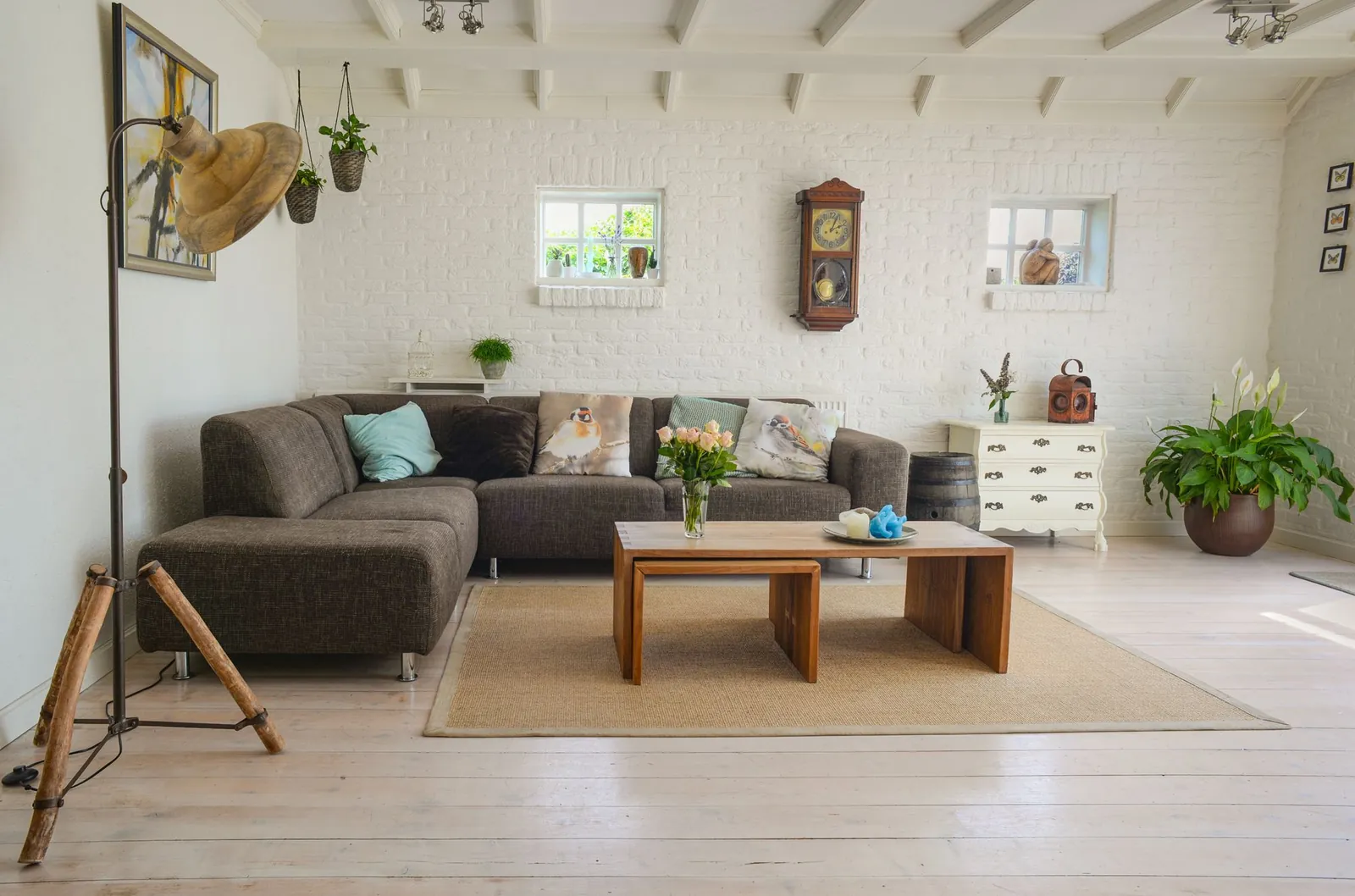 Illustrative stock image for an example listing: Main living area of 5-Bedroom Villa in Tarabya