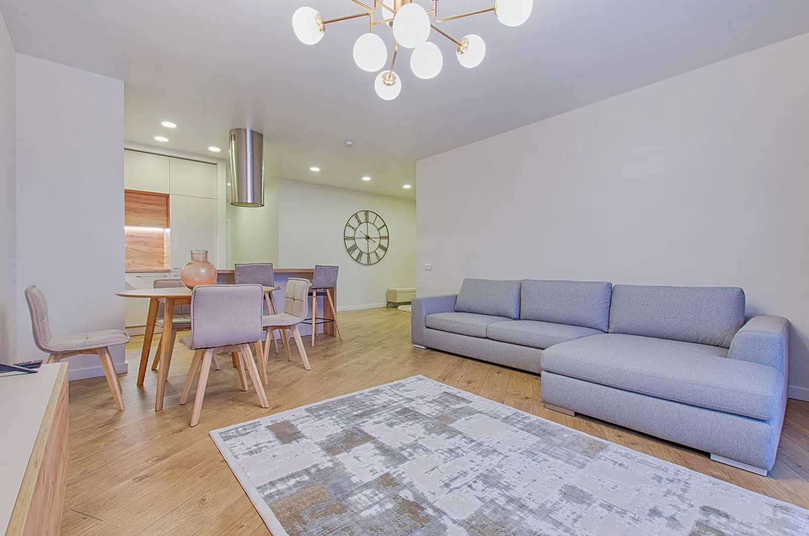 Illustrative stock image for an example listing: Main living area of 4-Bedroom Villa in Emirgan