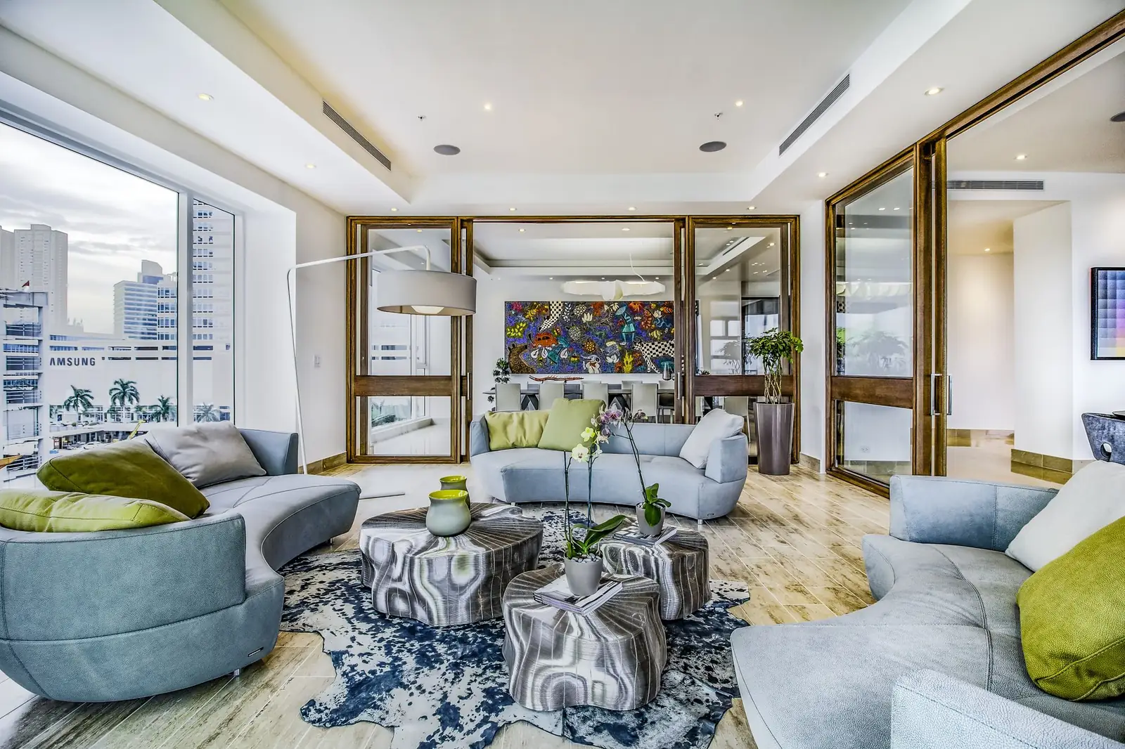 Illustrative stock image for an example listing: Main living area of 2-Bedroom Apartment in Maslak