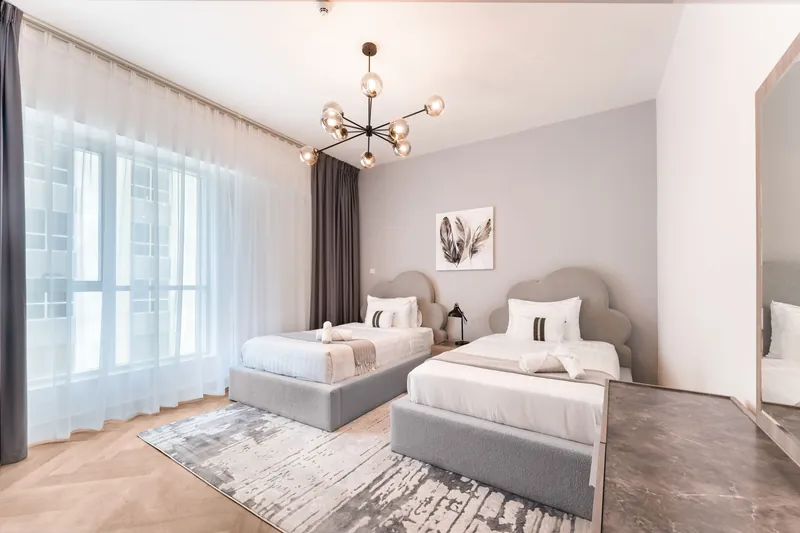Illustrative stock image for an example listing: Primary bedroom of 4-Bedroom Apartment in Yeşilköy