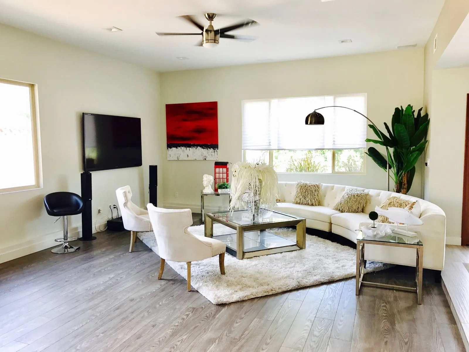Illustrative stock image for an example listing: Main living area of 3-Bedroom Apartment in Adnan Kahveci