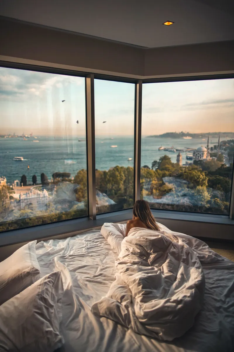 Illustrative stock image for an example listing: Primary bedroom of 3-Bedroom Apartment in Metrokent