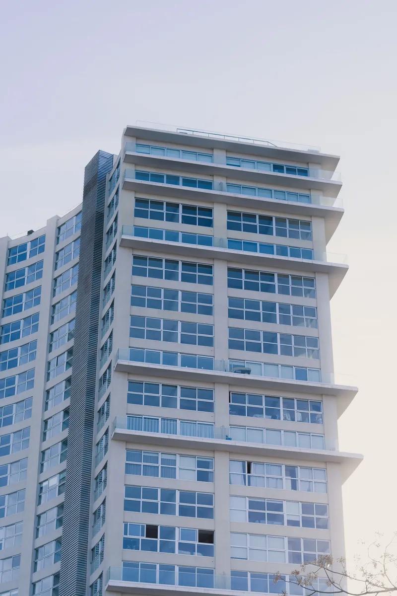 Illustrative stock image for an example listing: Exterior or terrace of 3-Bedroom Apartment in Metrokent